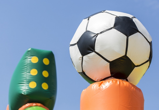 Voetbal stormbaan 17 meter - huren